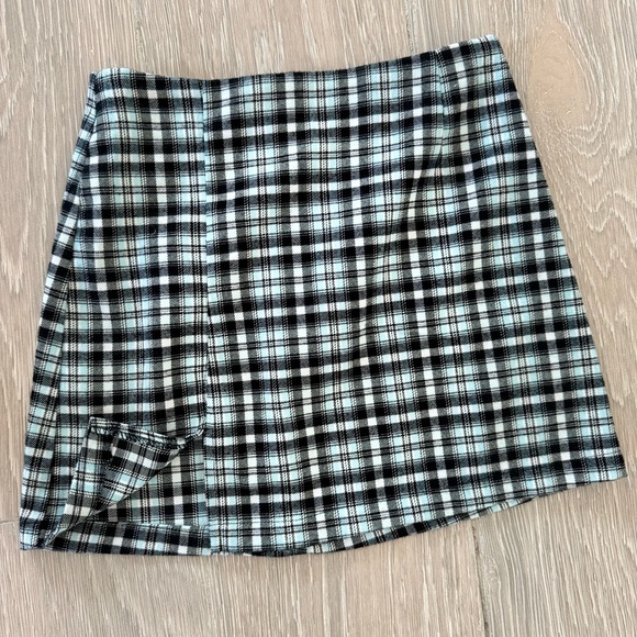 art class Other - Cute plaid girls skirt medium (7/8)